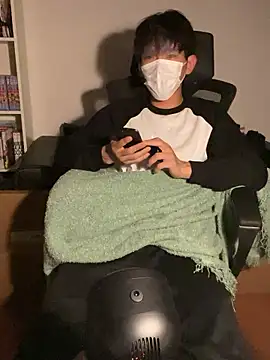 Snapshot of pizza_pa chatting on 04/10/26, 02:22 pizza pa online show from 04/10/26, 02:22