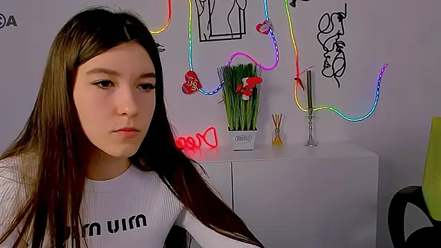 elis sunny online show from 02/13/26, 06:20