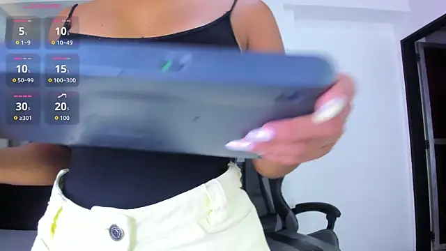 Shirleytaylor- online show from 05/07/26, 11:37