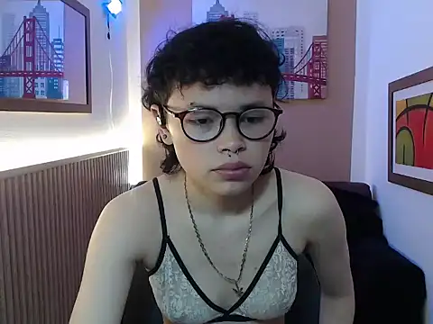 Snapshot of samantta_ink chatting on 03/04/26, 01:39 samantta ink online show from 03/04/26, 01:39