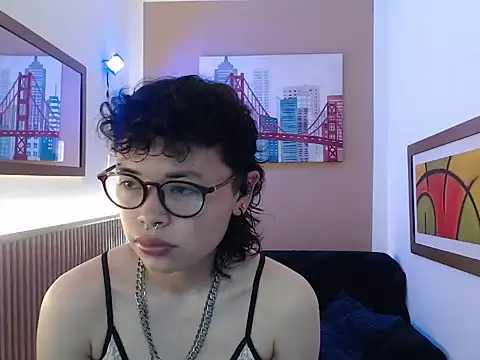 Snapshot of samantta_ink chatting on 03/05/26, 01:51 samantta ink online show from 03/05/26, 01:51