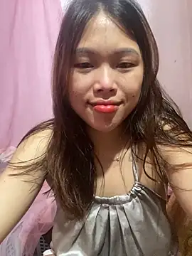 Snapshot of Emxinhka1 chatting on 06/06/26, 03:17 Emxinhka1 online show from 06/06/26, 03:17