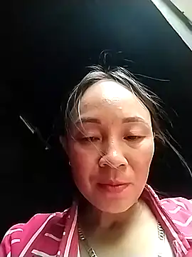 Snapshot of Neoone_1 chatting on 04/17/26, 10:51 Neoone 1 online show from 04/17/26, 10:51