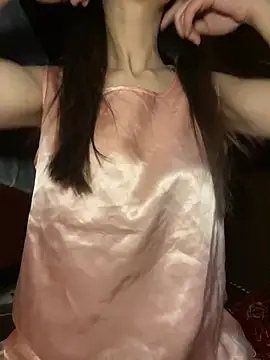 uyensexy online show from 02/16/26, 04:47