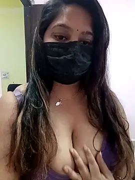Snapshot of Aliya_Hott chatting on 03/19/26, 05:33 Aliya Hott online show from 03/19/26, 05:33