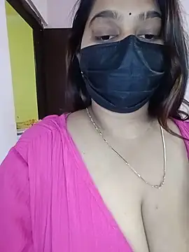 Aliya Hott online show from 06/17/26, 06:27