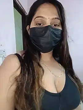 Aliya Hott online show from 06/22/26, 05:15