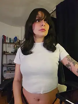 Snapshot of RoxanneRiddle69 chatting on 06/06/26, 11:53 RoxanneRiddle69 online show from 06/06/26, 11:53