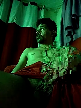 Snapshot of superred22 chatting on 04/09/26, 02:22 superred22 online show from 04/09/26, 02:22