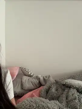 Snapshot of Bonny_Eva chatting on 07/16/26, 04:24 Bonny Eva online show from 07/16/26, 04:24