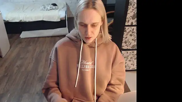 Your guilty pleasure1 online show from 02/22/26, 03:21