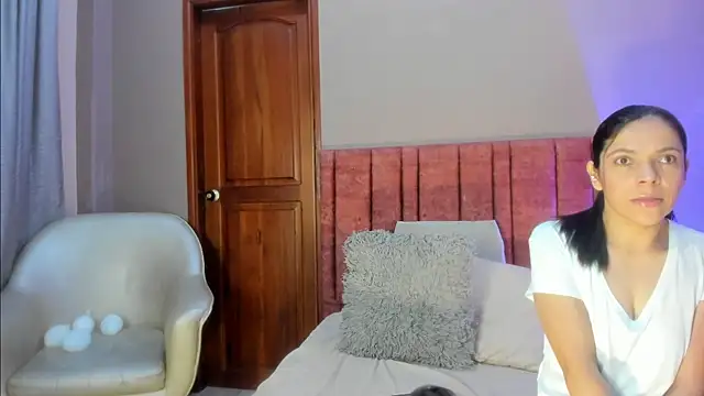 Snapshot of AnnaBroooks chatting on 02/28/26, 11:39 AnnaBroooks online show from 02/28/26, 11:39