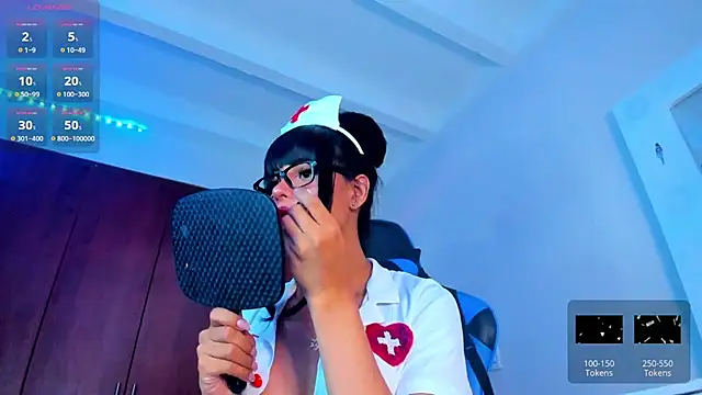 Snapshot of Salolatina chatting on 04/15/26, 09:04 Salolatina online show from 04/15/26, 09:04