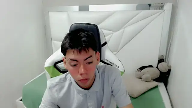 Liarr  online show from 02/02/26, 07:56