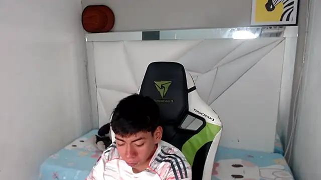 Liarr  online show from 02/22/26, 08:07