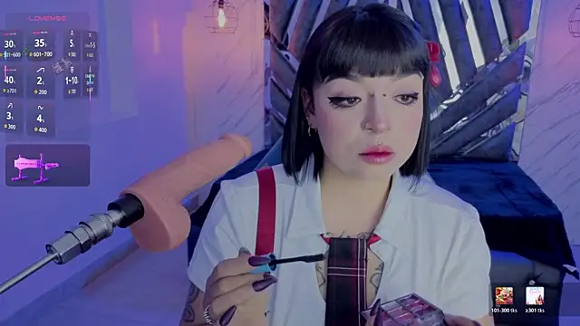  Vermell  online show from 02/19/26, 07:43