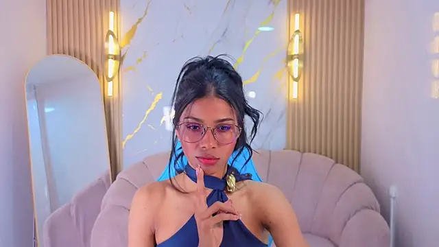 Alina b  online show from 04/13/26, 08:03