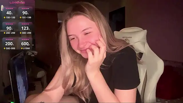 Snapshot of VibeVi chatting on 03/09/26, 01:37 VibeVi online show from 03/09/26, 01:37