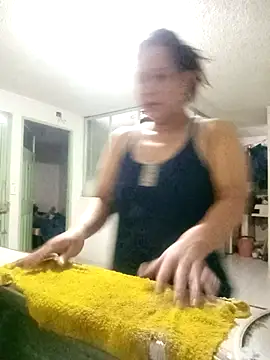 Camil4 milf 1 online show from 02/24/26, 05:00