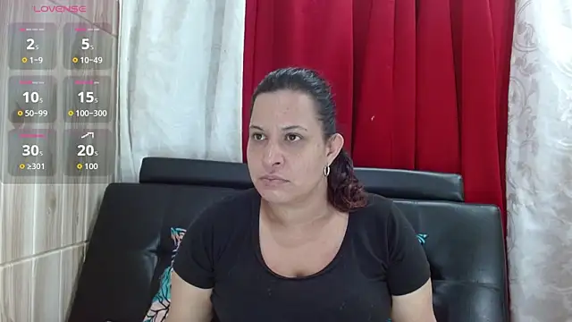 Snapshot of Camil4_milf_1 chatting on 04/03/26, 02:53 Camil4 milf 1 online show from 04/03/26, 02:53