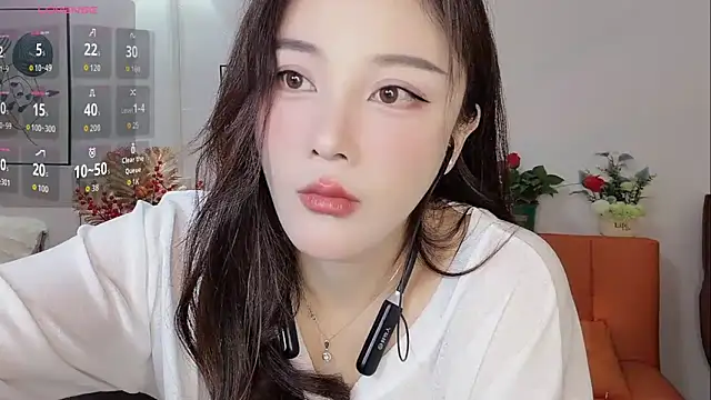 Lisa-295188 online show from 02/27/26, 07:19