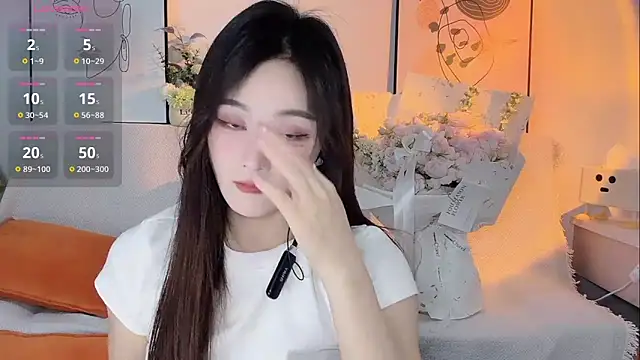 Lisa-295188 online show from 04/12/26, 08:41