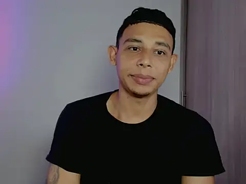 nilo2021 online show from 06/07/26, 12:53