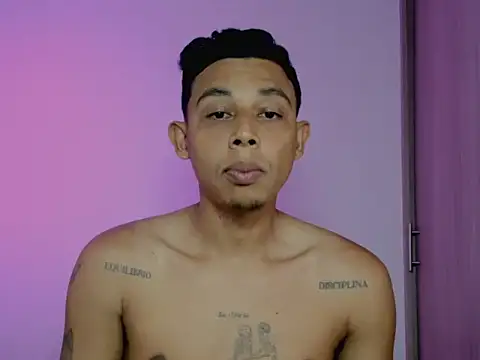 nilo2021 online show from 06/19/26, 12:53