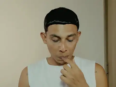 nilo2021 online show from 06/20/26, 12:58