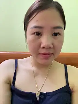 Snapshot of Baby-sexy69 chatting on 02/23/26, 05:05 Baby-sexy69 online show from 02/23/26, 05:05