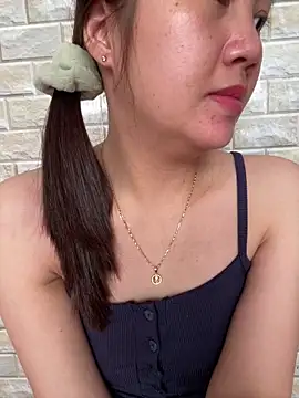 Snapshot of Baby-sexy69 chatting on 02/25/26, 04:11 Baby-sexy69 online show from 02/25/26, 04:11