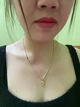 Snapshot of Baby-sexy69 chatting on 03/04/26, 05:57 Baby-sexy69 online show from 03/04/26, 05:57