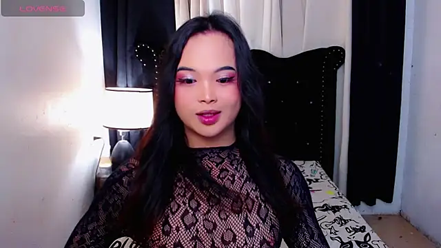 Snapshot of MajesticTransPinayDiva chatting on 02/07/26, 06:00 MajesticTransPinayDiva online show from 02/07/26, 06:00