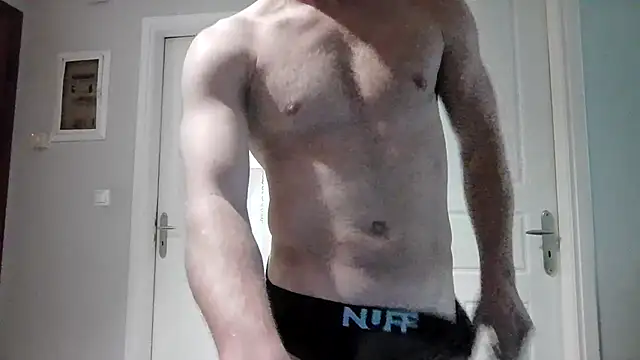 YoungforOld32 online show from 03/23/26, 09:13