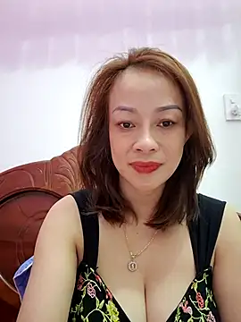 Snapshot of Baby-bigboobs2026 chatting on 01/31/26, 07:11 Baby-bigboobs2026 online show from 01/31/26, 07:11