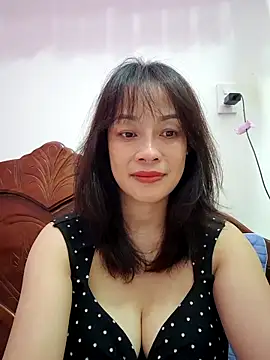 Snapshot of Baby-bigboobs2026 chatting on 05/21/26, 01:40 Baby-bigboobs2026 online show from 05/21/26, 01:40