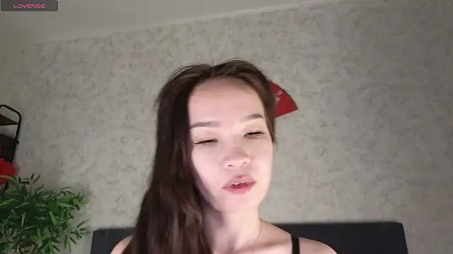 Snapshot of saya_li11 chatting on 03/17/26, 06:22 saya li11 online show from 03/17/26, 06:22