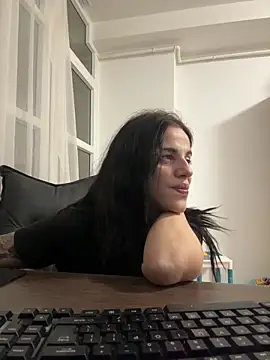 LuxxuryAnne online show from 01/31/26, 09:13