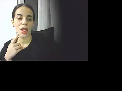 LuxxuryAnne online show from 02/25/26, 09:02