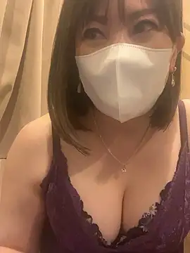 Snapshot of Mitsuco_surflady chatting on 03/17/26, 03:59 Mitsuco surflady online show from 03/17/26, 03:59