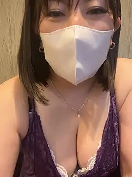 Snapshot of Mitsuco_surflady chatting on 03/23/26, 11:58 Mitsuco surflady online show from 03/23/26, 11:58