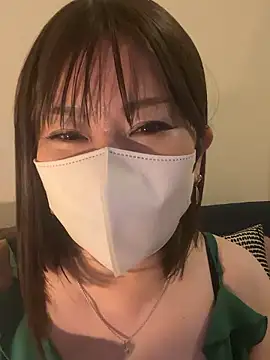 Snapshot of Mitsuco_surflady chatting on 04/04/26, 06:38 Mitsuco surflady online show from 04/04/26, 06:38