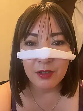 Snapshot of Mitsuco_surflady chatting on 04/12/26, 12:21 Mitsuco surflady online show from 04/12/26, 12:21