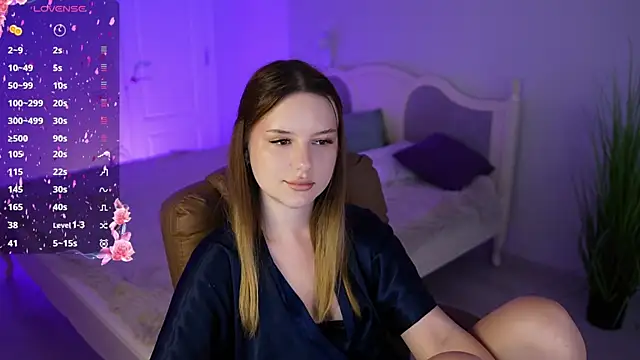 Snapshot of Milana_Moons chatting on 03/07/26, 09:39 Milana Moons online show from 03/07/26, 09:39