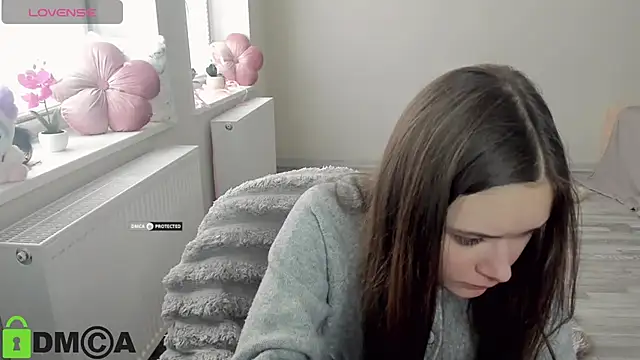 Snapshot of Elina_X chatting on 04/03/26, 06:44 Elina X online show from 04/03/26, 06:44