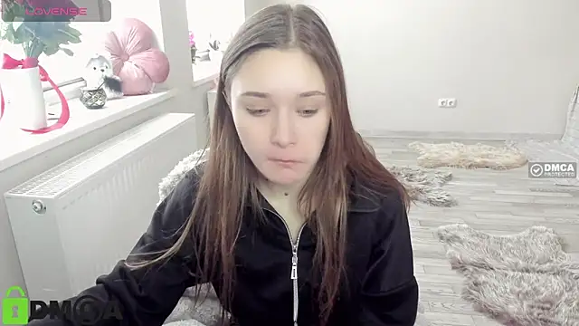 Snapshot of Elina_X chatting on 04/14/26, 07:47 Elina X online show from 04/14/26, 07:47