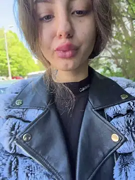 Snapshot of AnnastasiaJune chatting on 04/25/26, 10:29 AnnastasiaJune online show from 04/25/26, 10:29