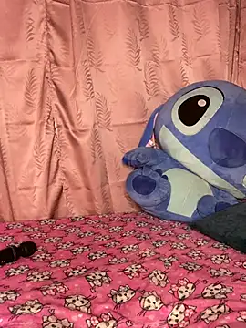 Snapshot of agathamarrshall_ chatting on 02/25/26, 12:04 agathamarrshall online show from 02/25/26, 12:04