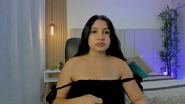 Victoria Rosee online show from 04/17/26, 01:03