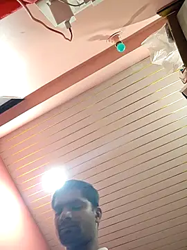 Snapshot of Darkintrovert chatting on 03/24/26, 06:24 Darkintrovert online show from 03/24/26, 06:24